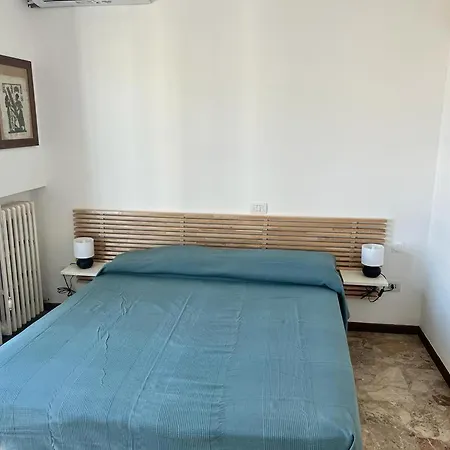 Ubika Hotel 2*