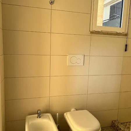 Ubika Hotel 2*