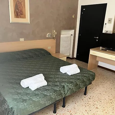 Ubika 2*