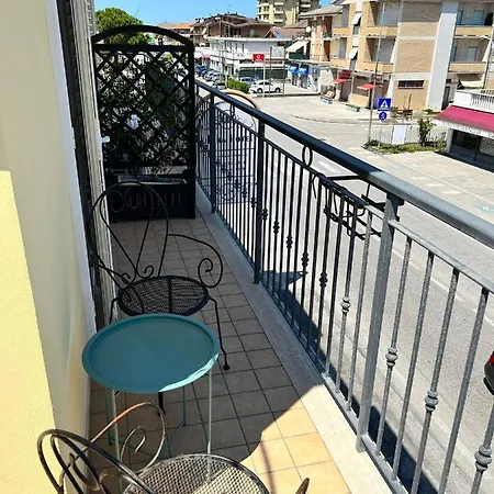 Ubika Hotel 2*