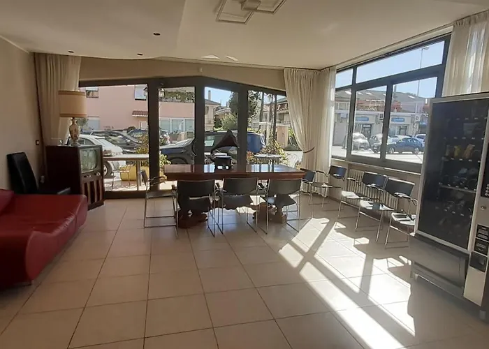 Ubika 2* Porto San Giorgio